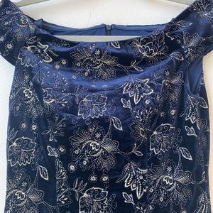 Adrianna Papell Sz2 Velvet Navy midi dress embroidered detail off the shoulders
